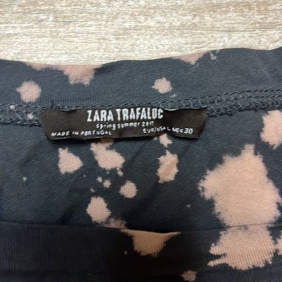 Zara bell sleeve top, L, gray and bleach - Picture 4 of 7